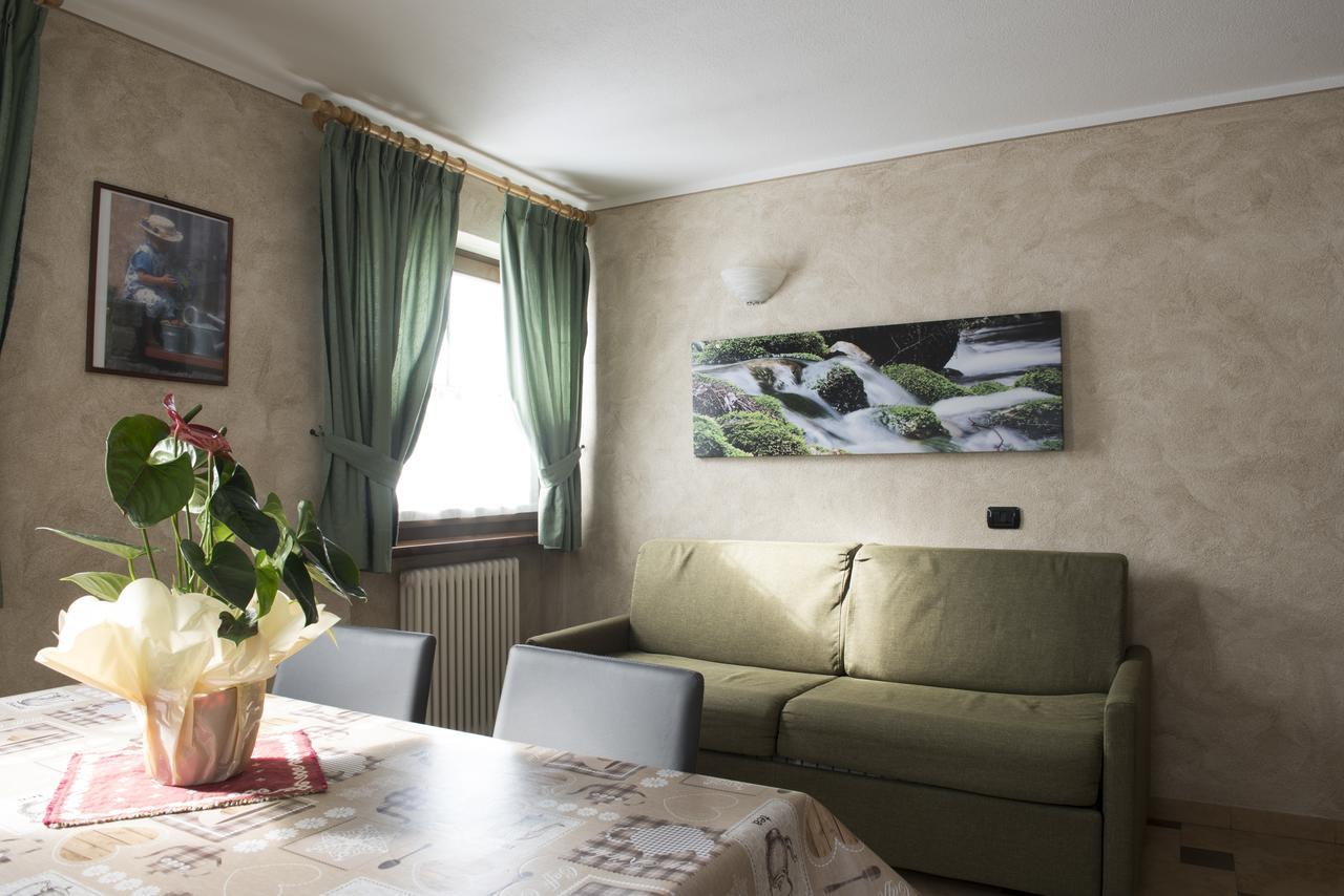Chalet Li Baita Genny Livigno Esterno foto